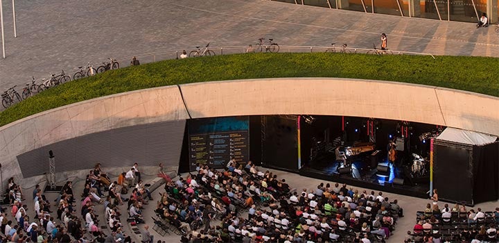 Mercedes-Benz of Burlington in Burlington MA