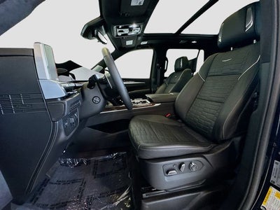 2025 Cadillac Escalade Sport Platinum