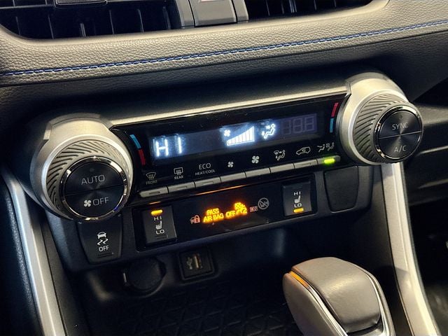 2023 Toyota RAV4 Hybrid SE