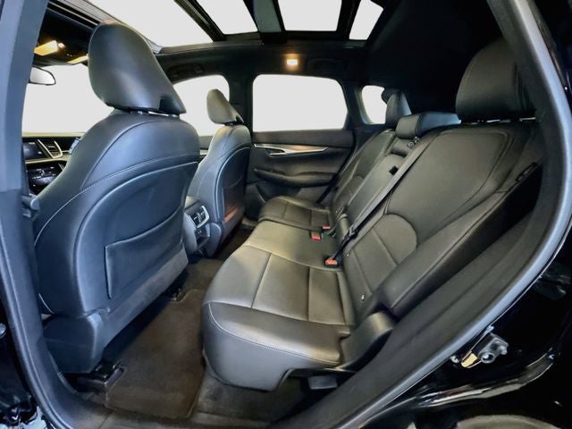 2022 INFINITI QX50 LUXE