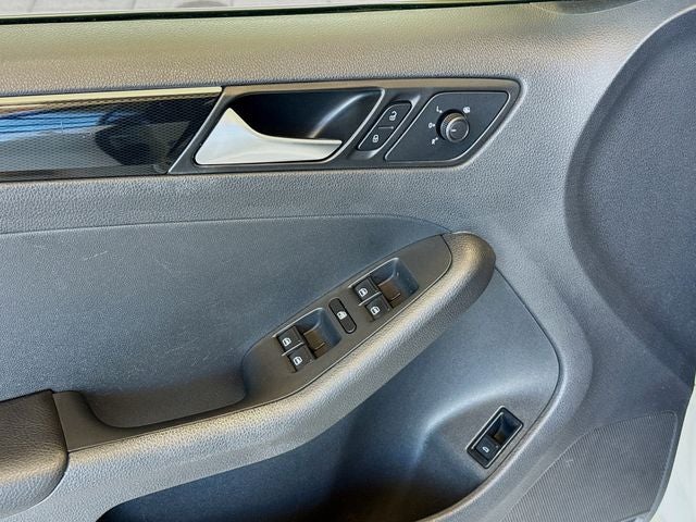 2018 Volkswagen Jetta 1.8T SE Sport