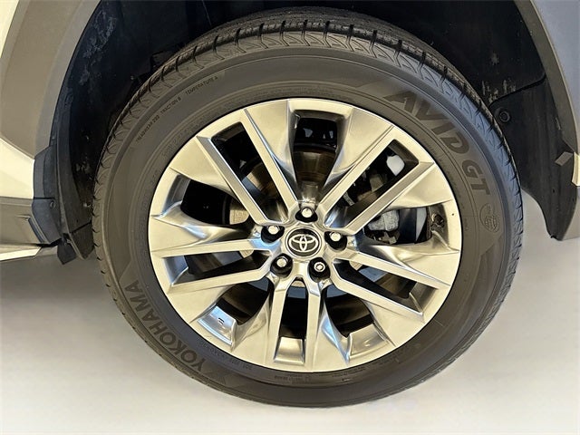 2020 Toyota RAV4 Limited