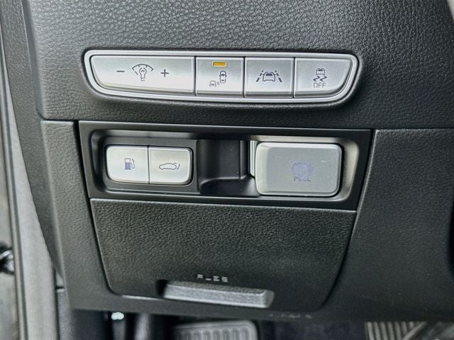 2020 Kia K900 Luxury