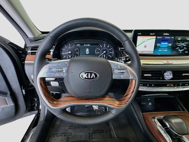 2020 Kia K900 Luxury