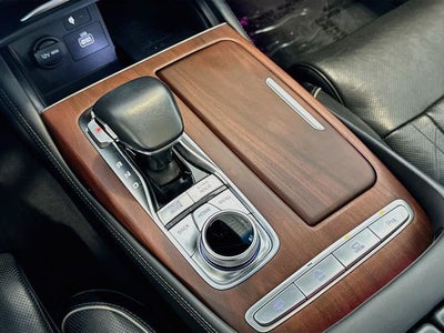 2020 Kia K900 Luxury