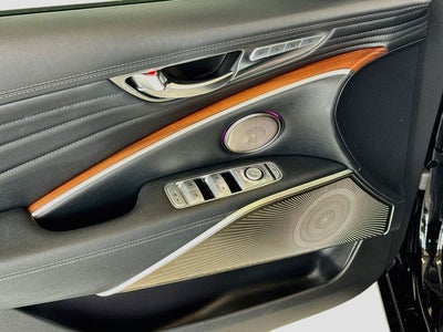 2020 Kia K900 Luxury