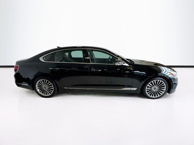 2020 Kia K900 Luxury