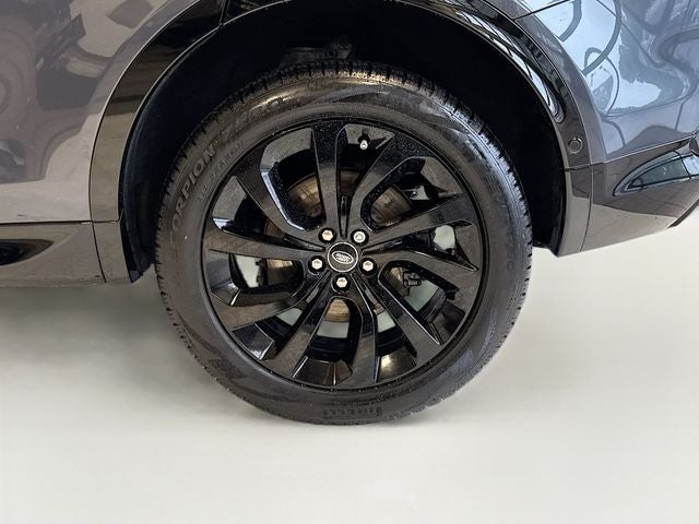 2025 Land Rover Discovery Sport SE