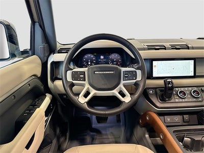 2023 Land Rover Defender 110 SE