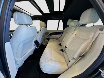 2023 Land Rover Range Rover SE
