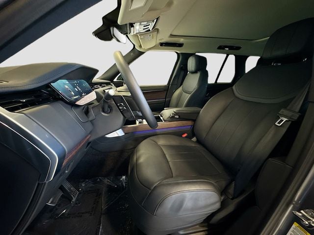 2024 Land Rover Range Rover SE
