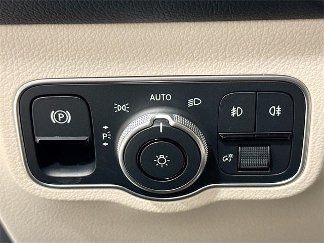 2025 Mercedes-Benz GLB GLB 250 4MATIC®