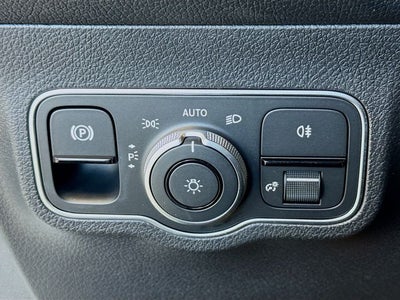 2025 Mercedes-Benz GLB GLB 250 4MATIC®