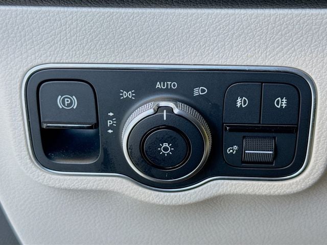 2025 Mercedes-Benz GLB GLB 250 4MATIC®