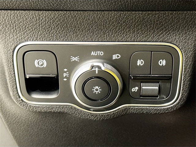 2025 Mercedes-Benz GLB GLB 250 4MATIC®