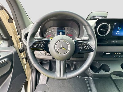 2025 Mercedes-Benz Sprinter 2500 Crew 144 WB