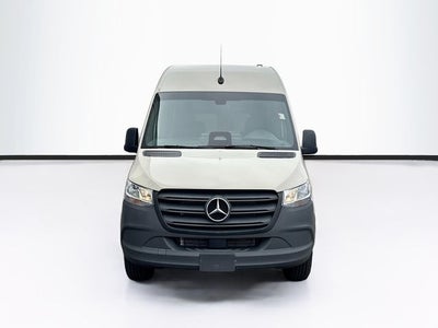 2025 Mercedes-Benz Sprinter 2500 Crew 144 WB