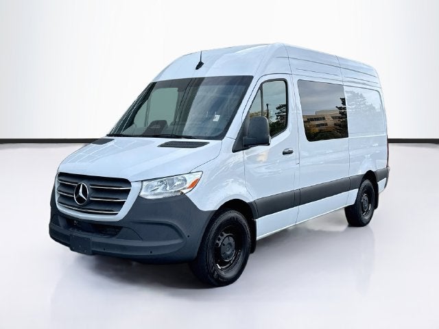 2025 Mercedes-Benz Sprinter 2500 Crew 144 WB