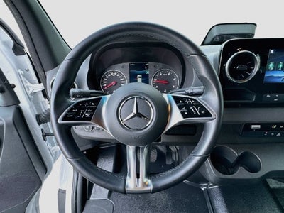 2025 Mercedes-Benz Sprinter 2500 Crew 144 WB