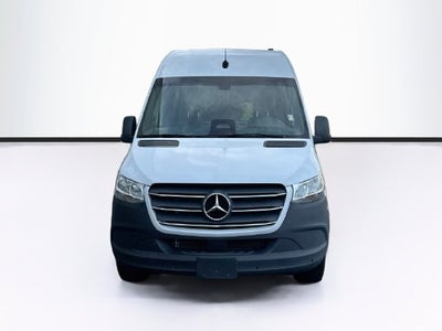 2025 Mercedes-Benz Sprinter 2500 Crew 144 WB