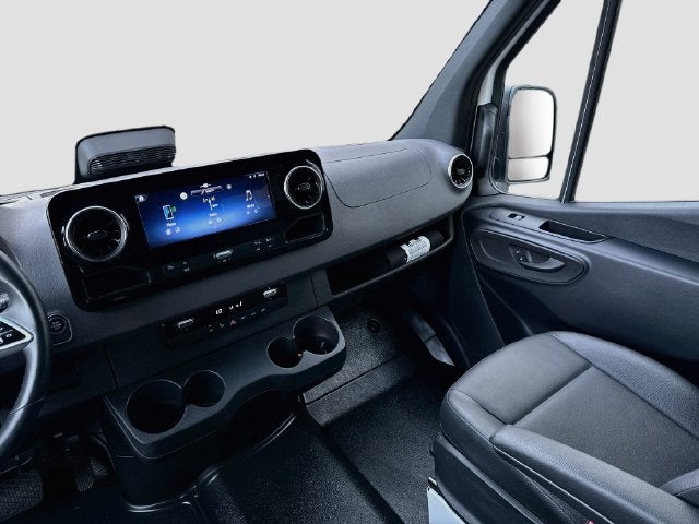 2025 Mercedes-Benz Sprinter 2500 Crew 144 WB