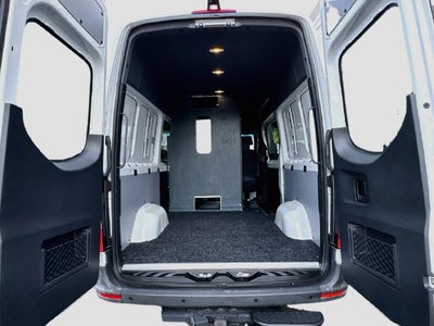 2025 Mercedes-Benz Sprinter 2500 Crew 144 WB