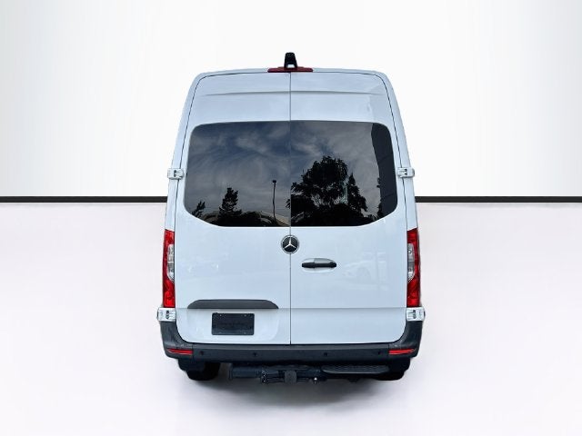 2025 Mercedes-Benz Sprinter 2500 Crew 144 WB