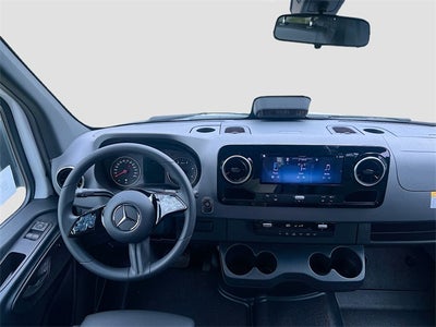 2025 Mercedes-Benz Sprinter 2500 Crew 144 WB