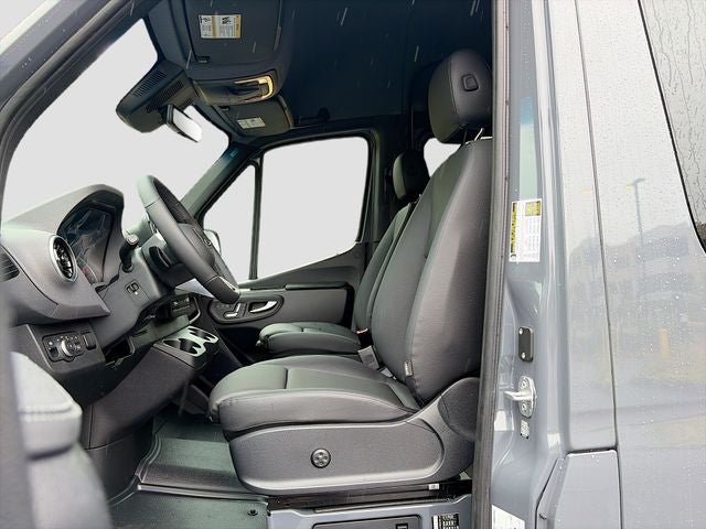 2026 Mercedes-Benz Sprinter 2500 Crew 144 WB 4MATIC®