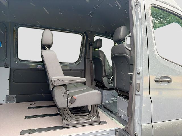 2026 Mercedes-Benz Sprinter 2500 Crew 144 WB 4MATIC®