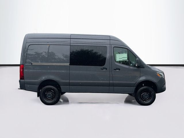 2026 Mercedes-Benz Sprinter 2500 Crew 144 WB 4MATIC®