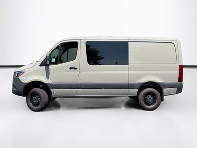 2026 Mercedes-Benz Sprinter 2500 Crew 144 WB 4MATIC®