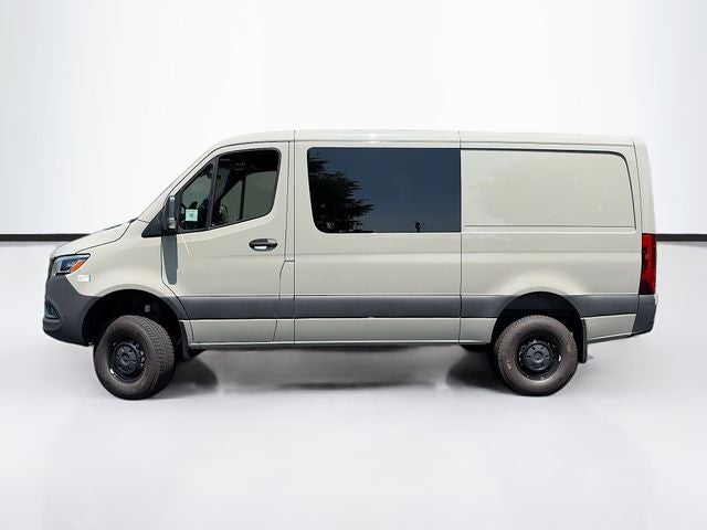 2026 Mercedes-Benz Sprinter 2500 Crew 144 WB 4MATIC®