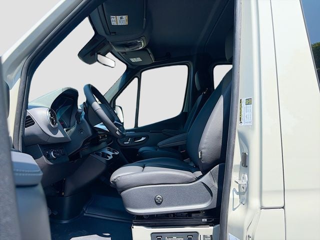 2026 Mercedes-Benz Sprinter 2500 Crew 144 WB 4MATIC®