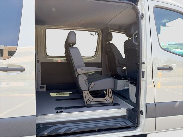 2026 Mercedes-Benz Sprinter 2500 Crew 144 WB 4MATIC®