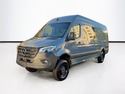 2026 Mercedes-Benz Sprinter 2500 Crew 170 WB 4MATIC®