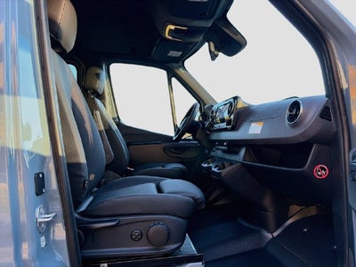 2026 Mercedes-Benz Sprinter 2500 Crew 170 WB 4MATIC®