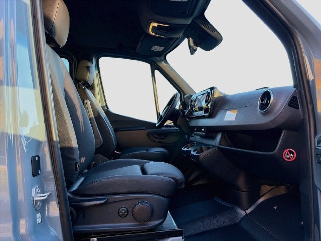 2026 Mercedes-Benz Sprinter 2500 Crew 170 WB 4MATIC®