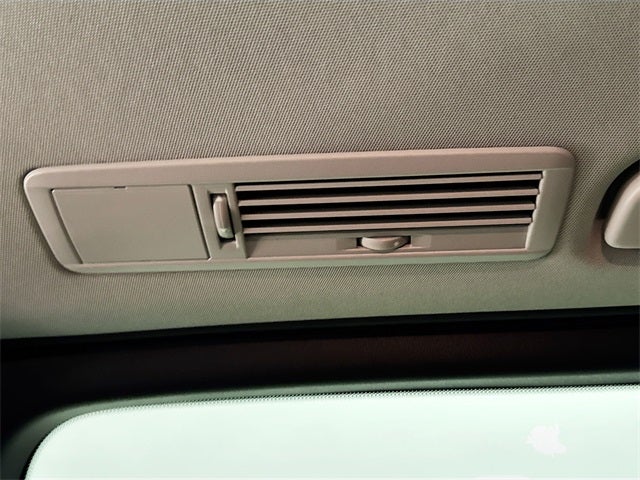 2023 Mercedes-Benz Metris Passenger