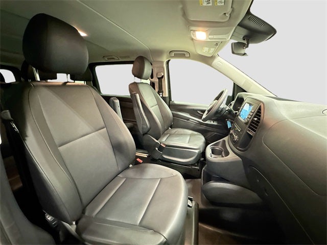 2023 Mercedes-Benz Metris Passenger