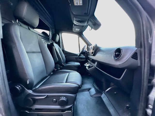 2023 Mercedes-Benz Sprinter 2500 Cargo 144 WB