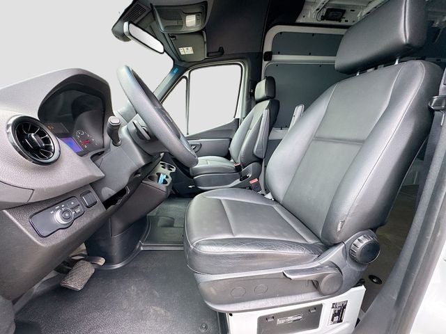 2022 Mercedes-Benz Sprinter 2500 Cargo 144 WB