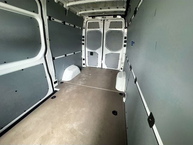 2022 Mercedes-Benz Sprinter 2500 Cargo 144 WB