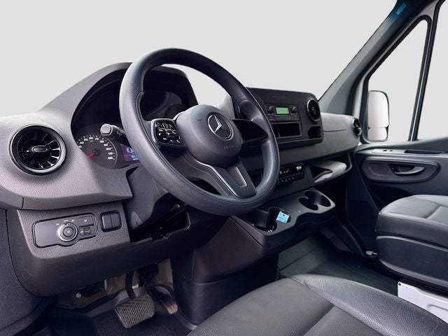 2022 Mercedes-Benz Sprinter 2500 Cargo 144 WB
