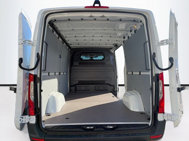 2026 Mercedes-Benz Sprinter 2500 Cargo 144 WB