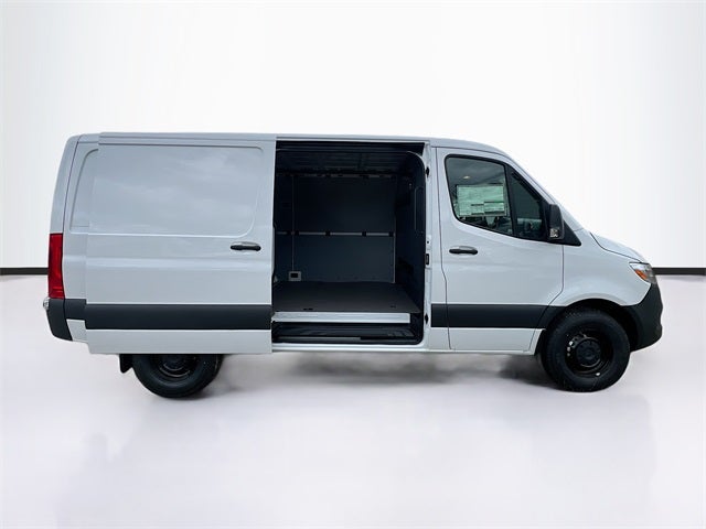 2026 Mercedes-Benz Sprinter 2500 Cargo 144 WB