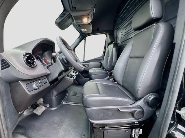 2024 Mercedes-Benz Sprinter 2500 Cargo 144 WB