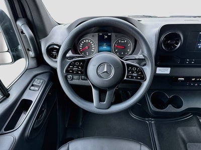 2024 Mercedes-Benz Sprinter 2500 Cargo 144 WB