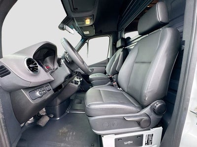 2025 Mercedes-Benz Sprinter 2500 Cargo 144 WB