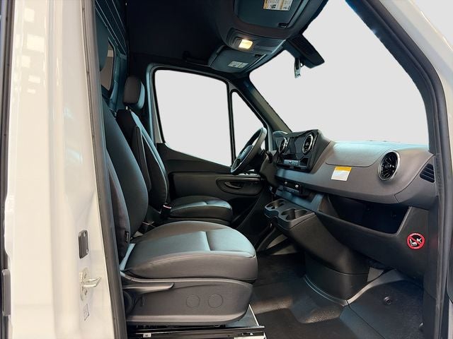 2026 Mercedes-Benz Sprinter 2500 Cargo 144 WB